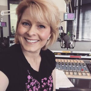 maria dennis in studio